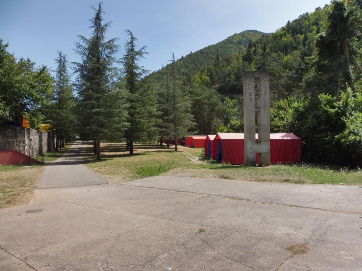 El Chate Tiendas Hotel Sarvise Exterior photo